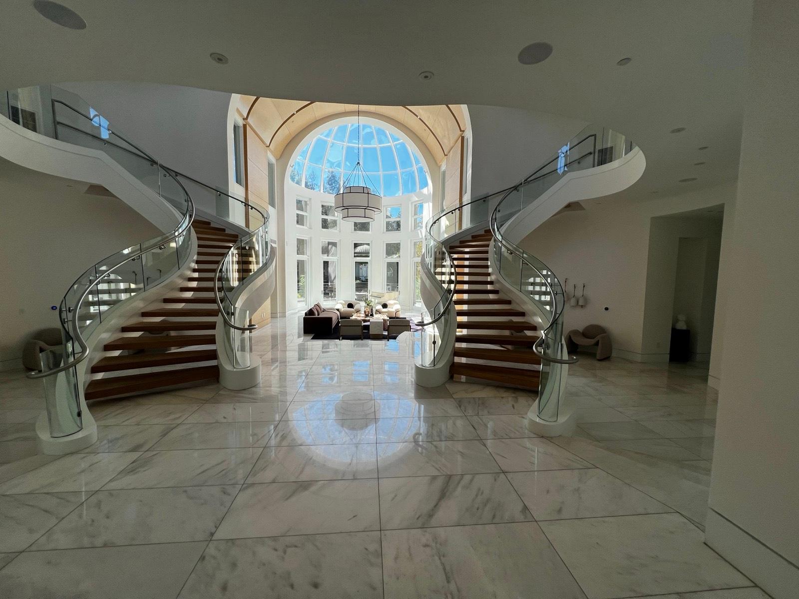 CE Acre Furnished Mansion — photo 2