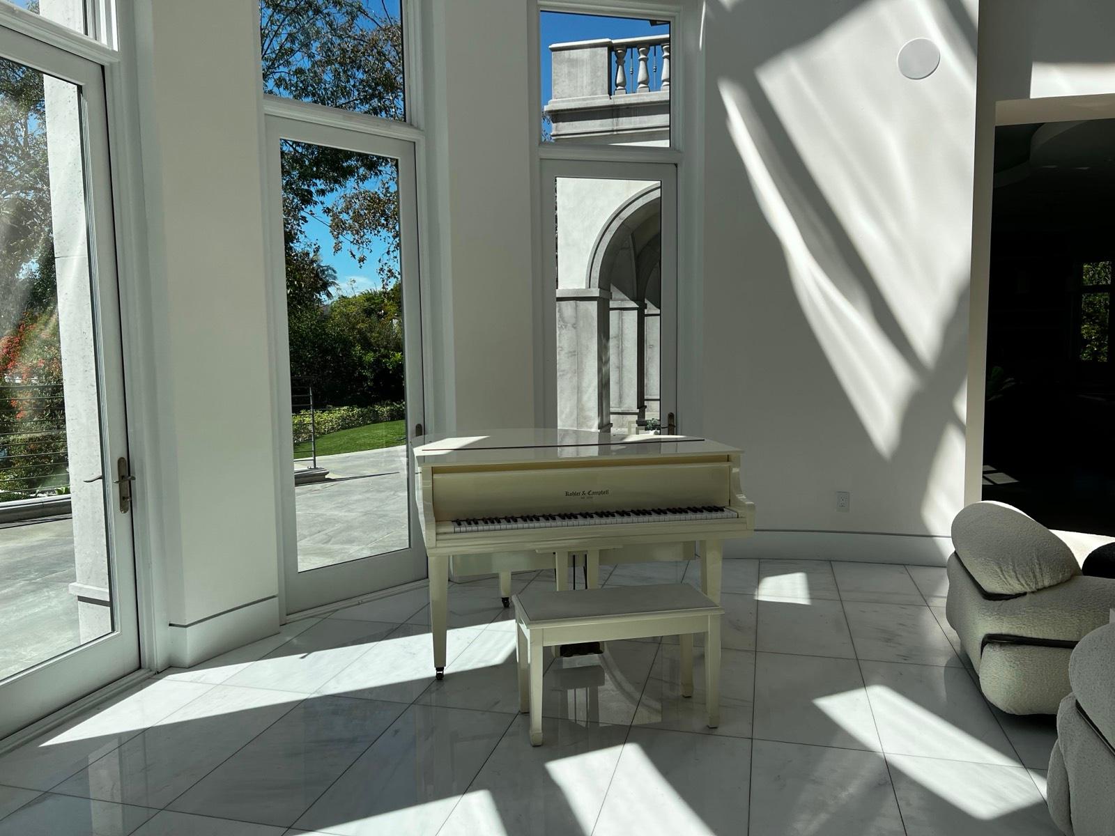 CE Acre Furnished Mansion — photo 11