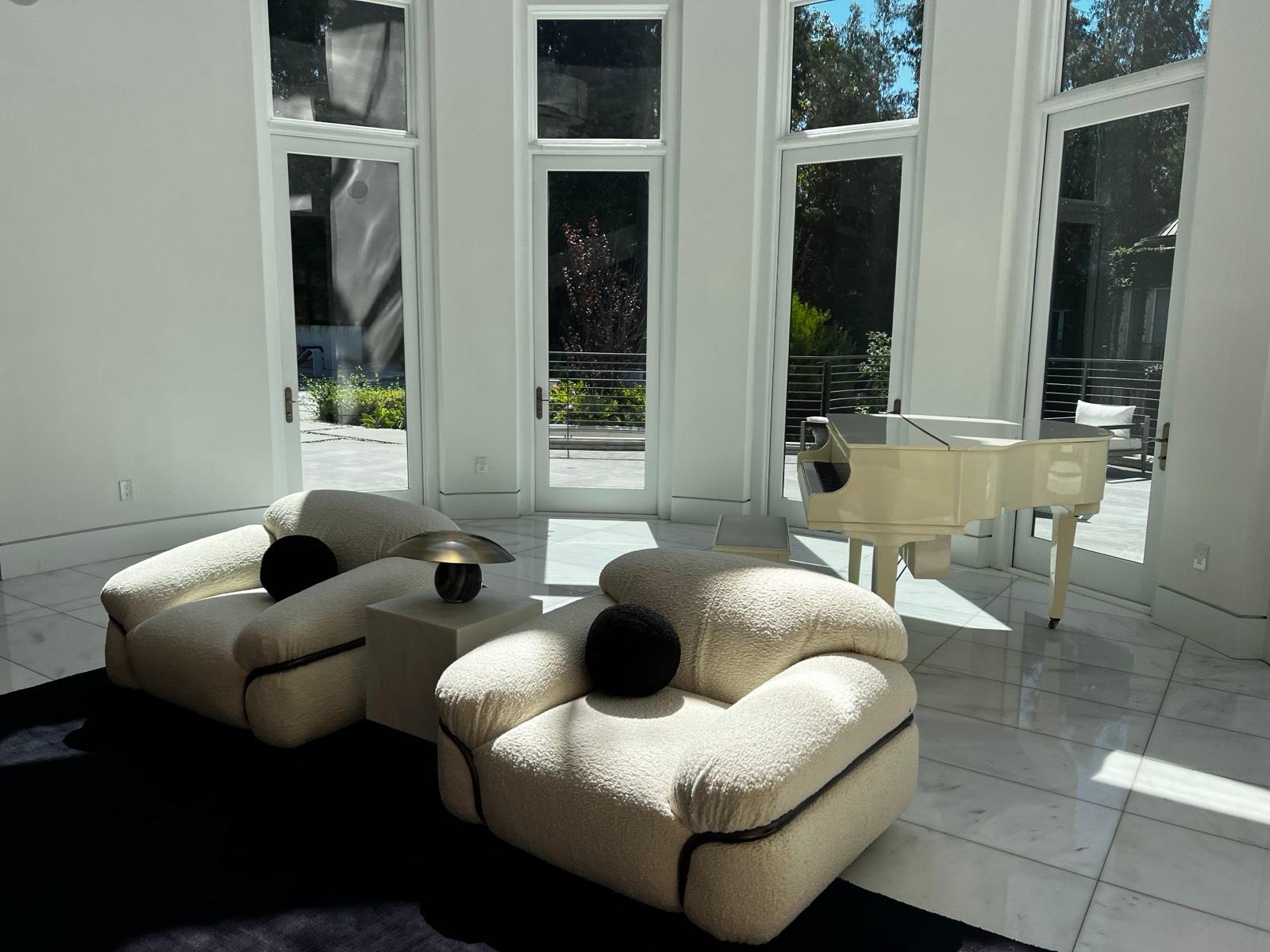 CE Acre Furnished Mansion — photo 8