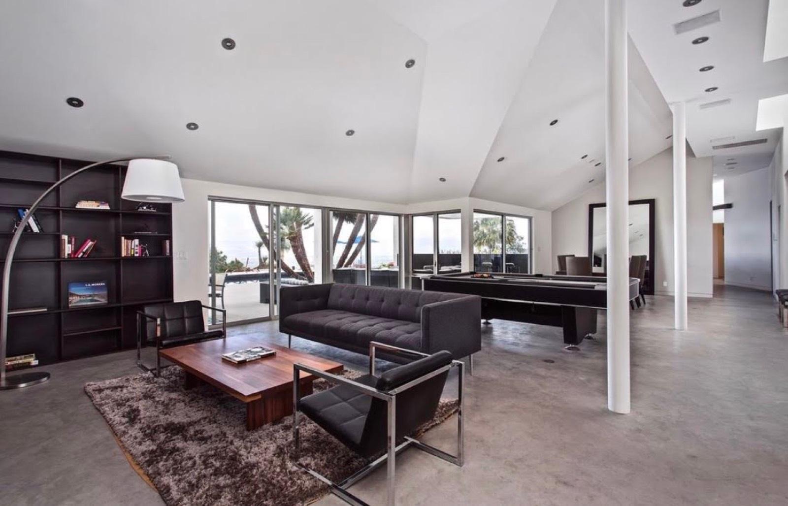 CE's Villa Benedict — photo 2
