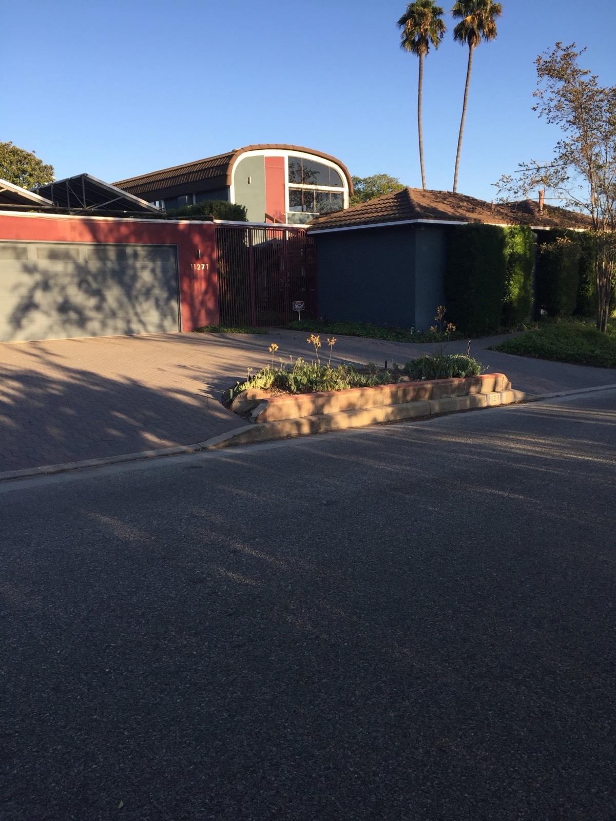 Chalon Road Bel Air House — photo 3