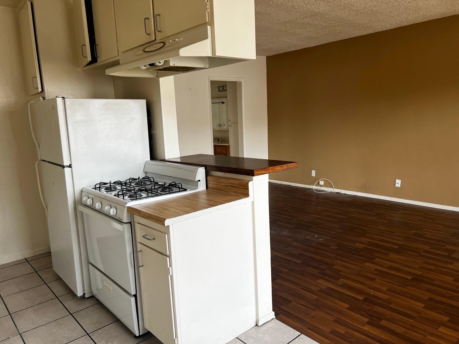 Classic Valley Apartment Building 11202 — photo 11