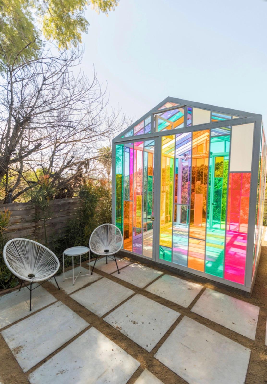 Colorful Glass House — photo 11