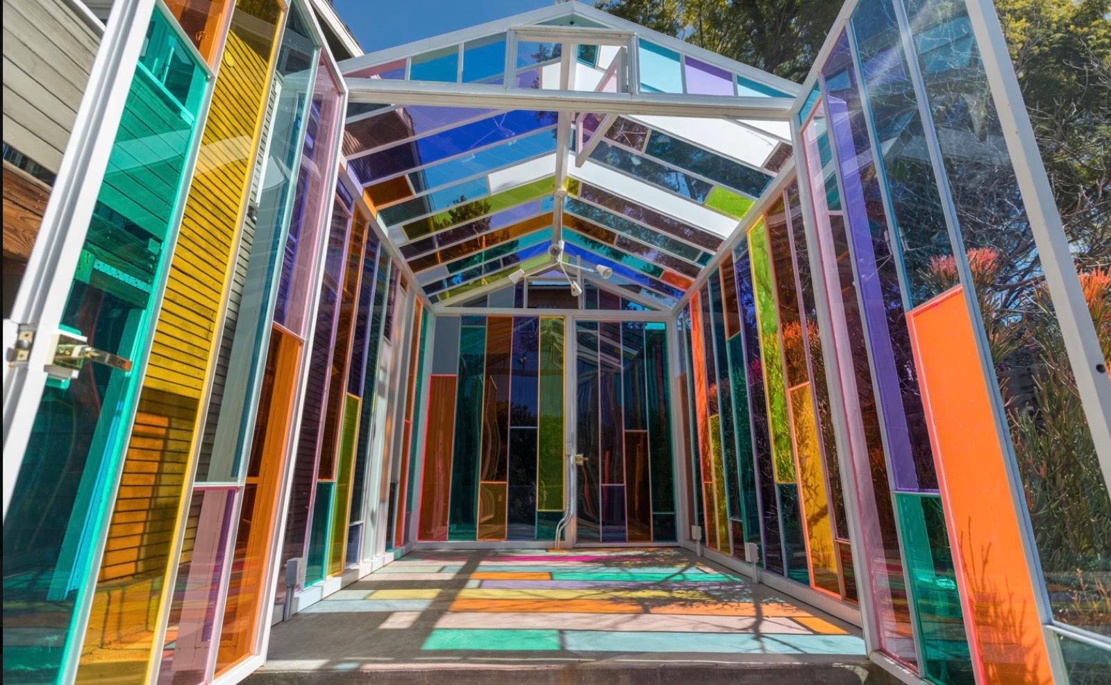 Colorful Glass House — photo 5