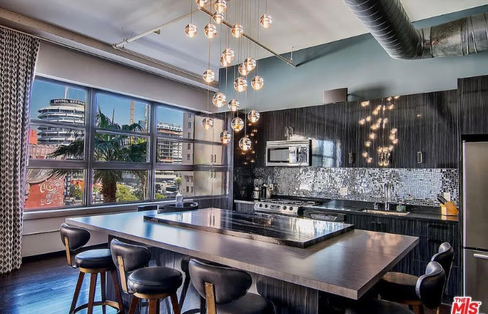 Cool penthouse — photo 5
