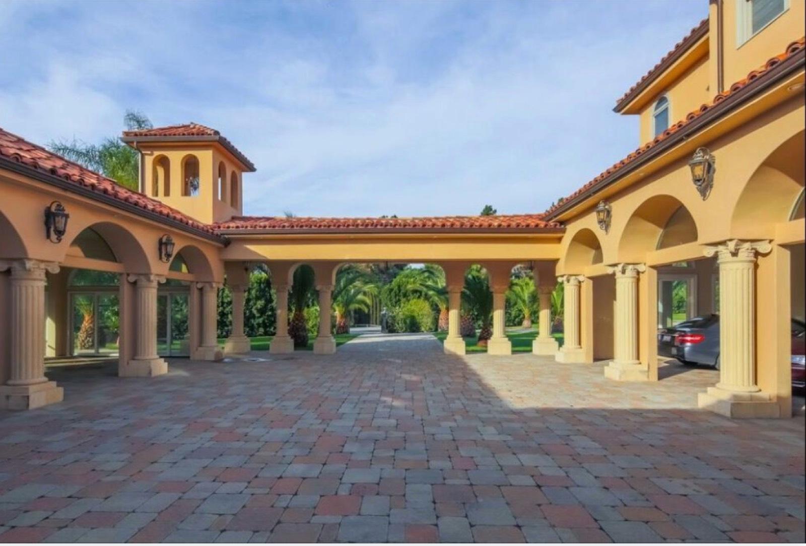 Covina Hills Mansion — photo 9
