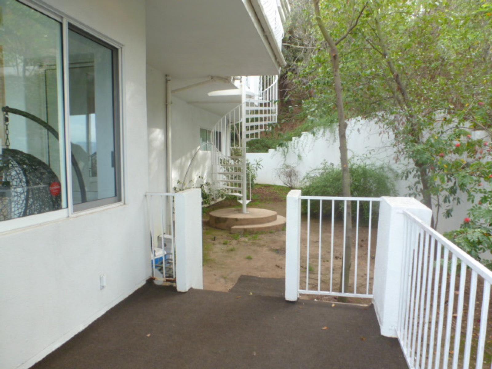 Coy Sherman Oaks House — photo 5