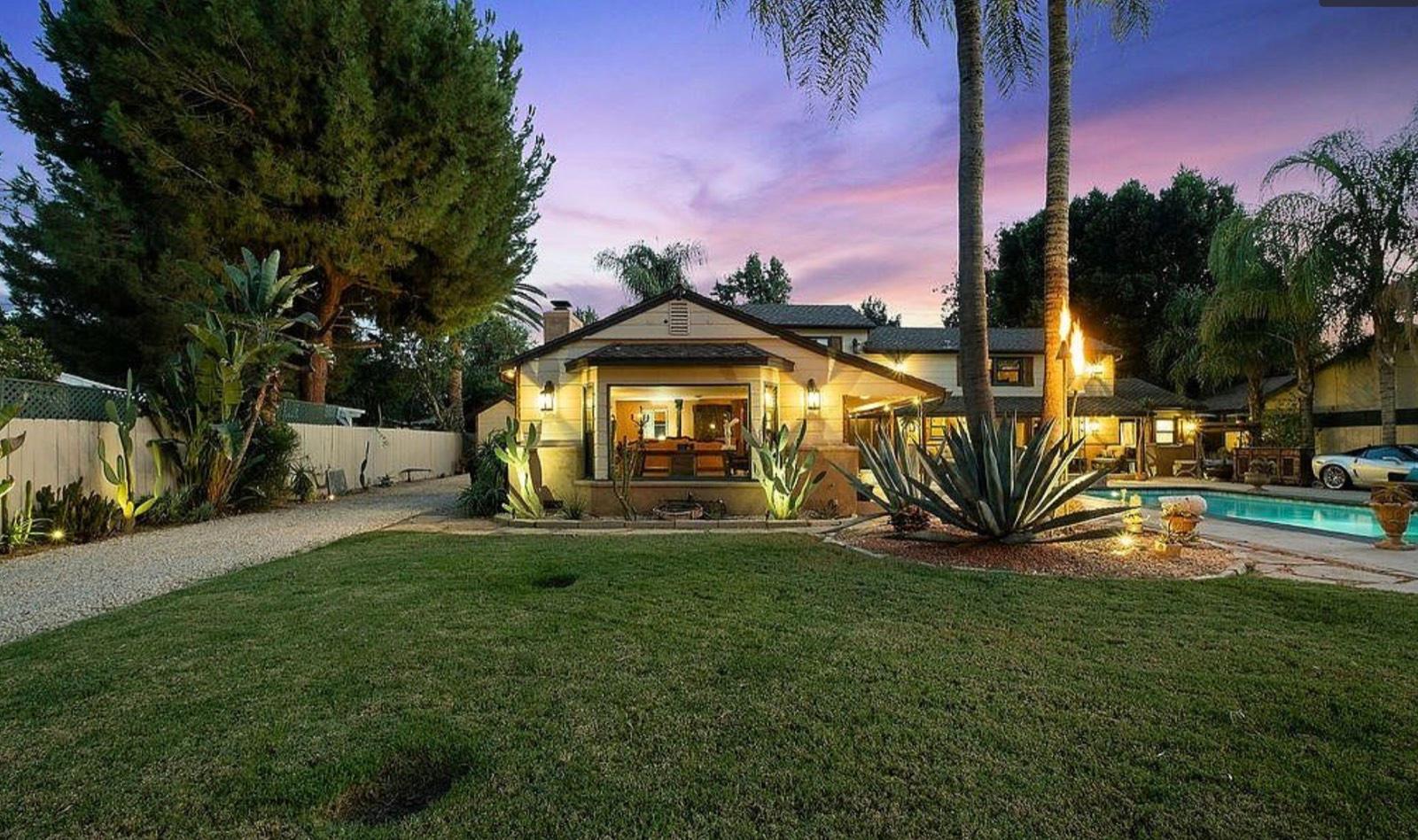 Craftsman Woodland Hills — photo 3