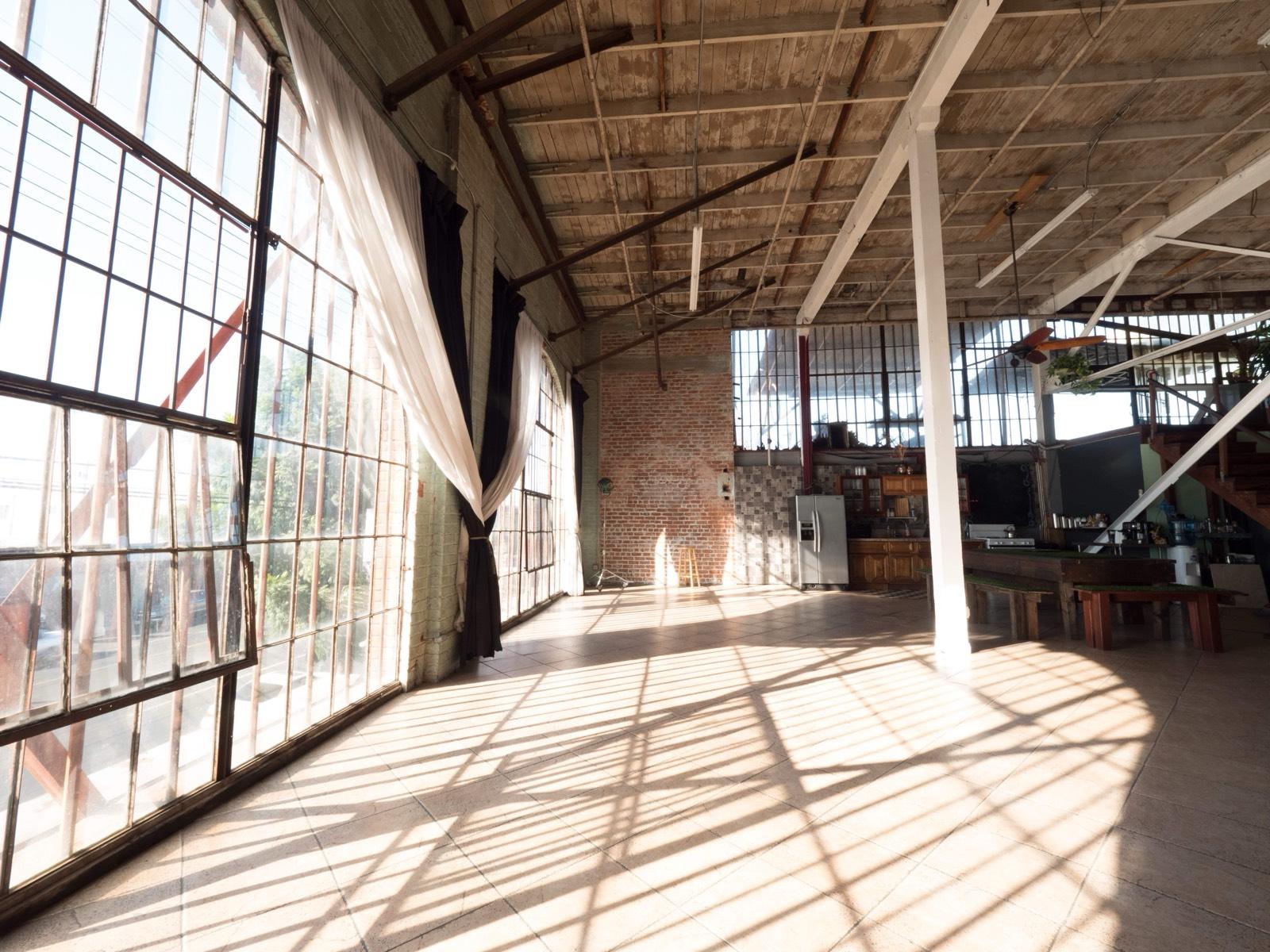 C's A Studio — photo 7