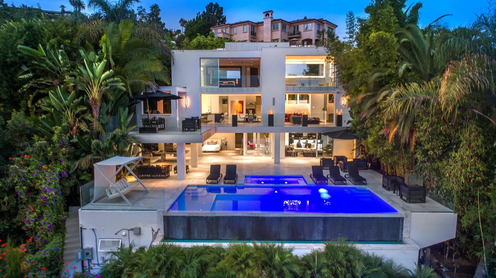 CS S Saint View Home — photo 1