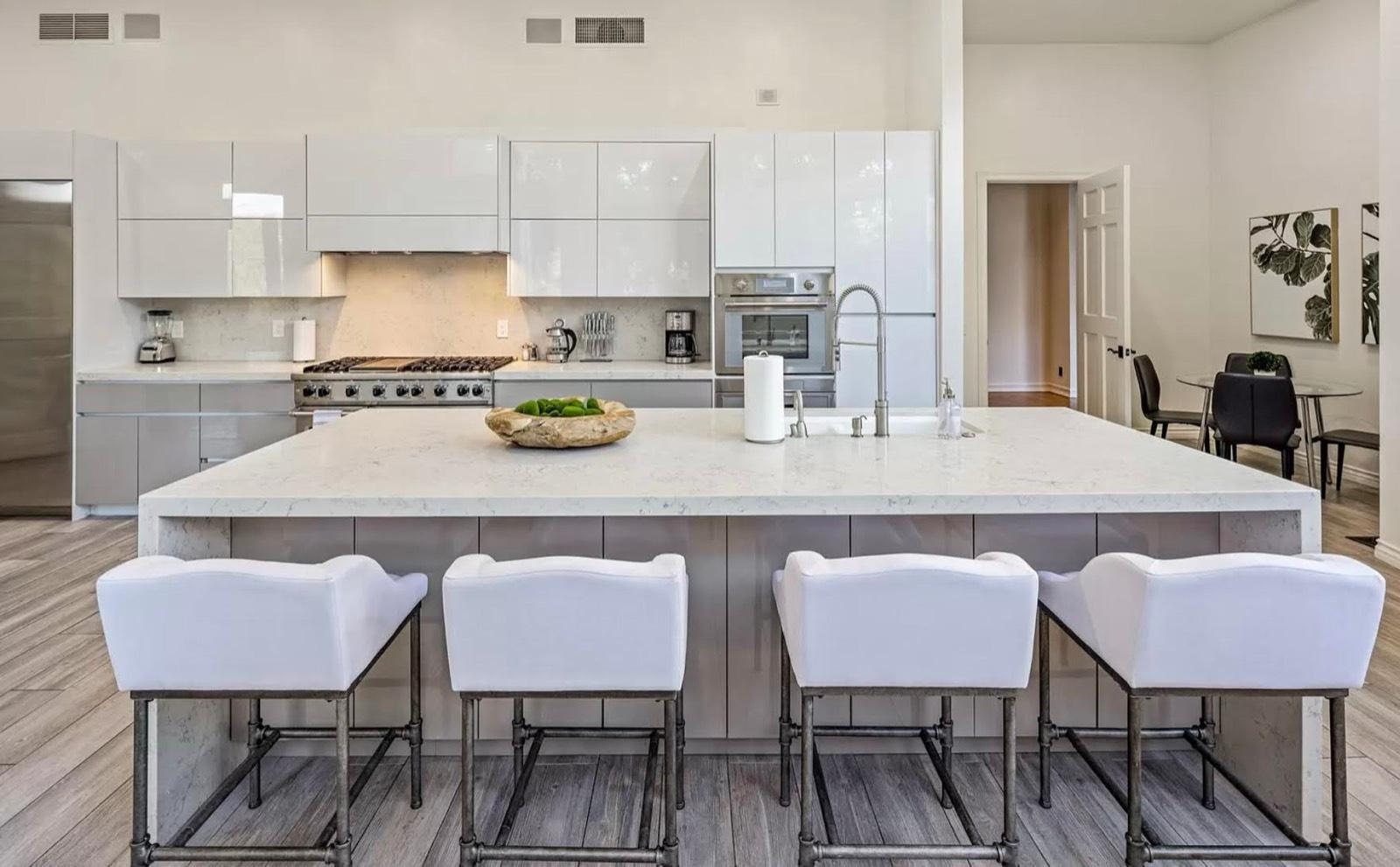 CS's Tennis View Estate — photo 11
