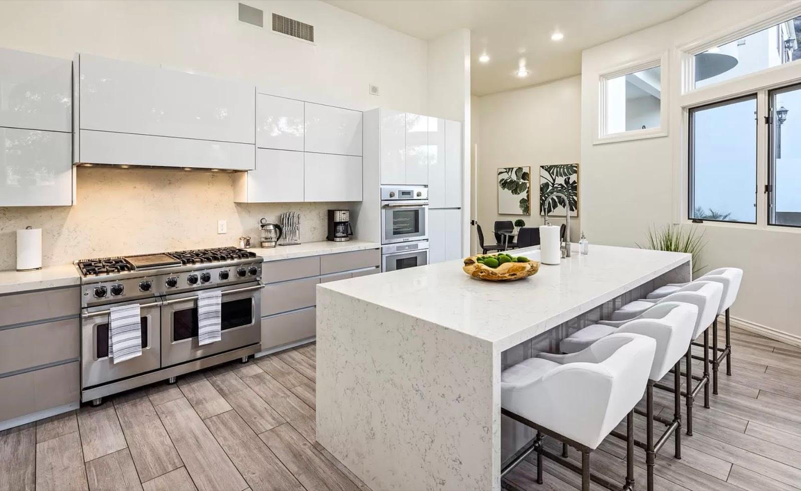 CS's Tennis View Estate — photo 12