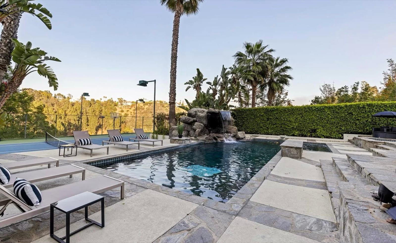 CS's Tennis View Estate — photo 4