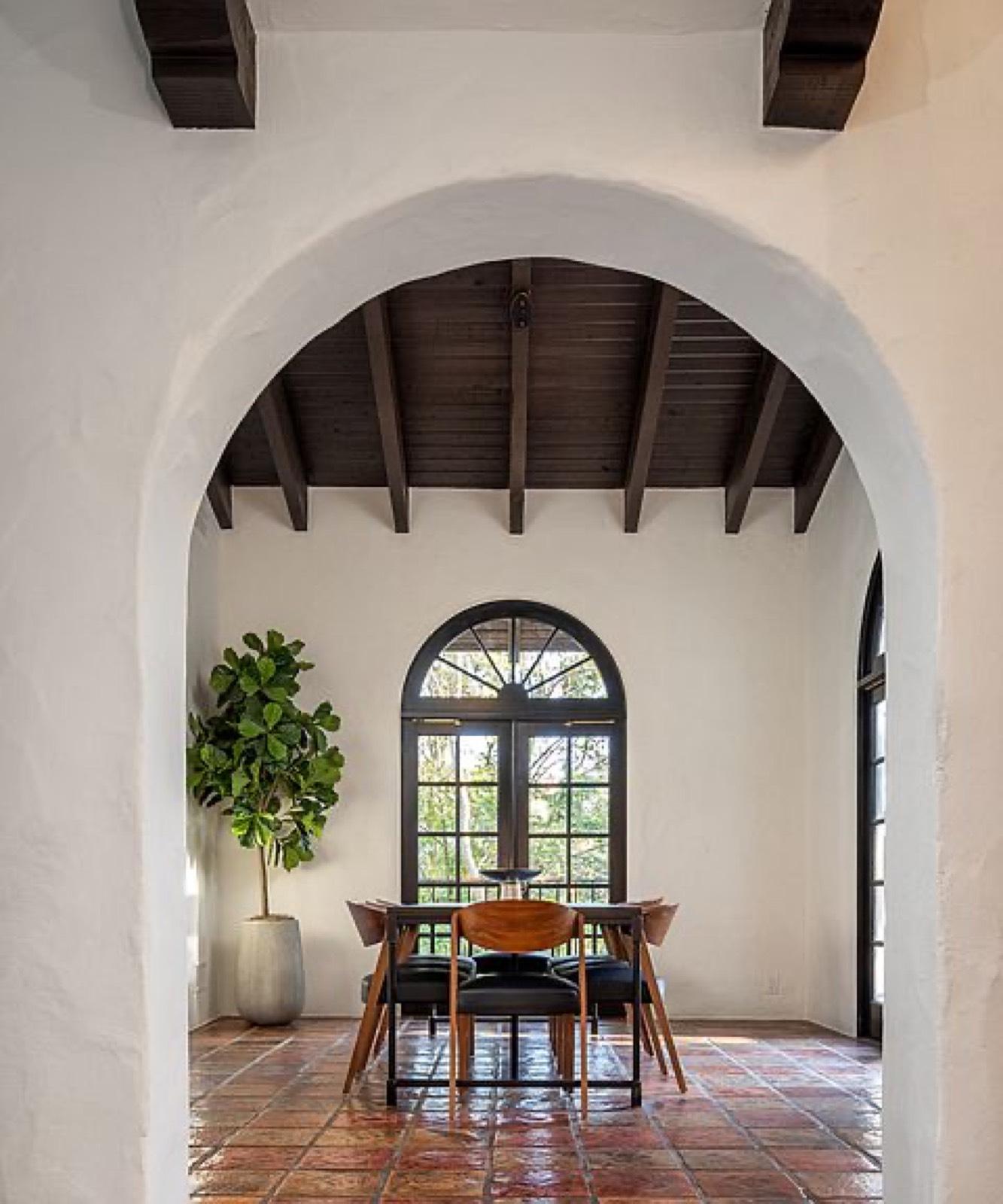 C's Spanish Abode — photo 10