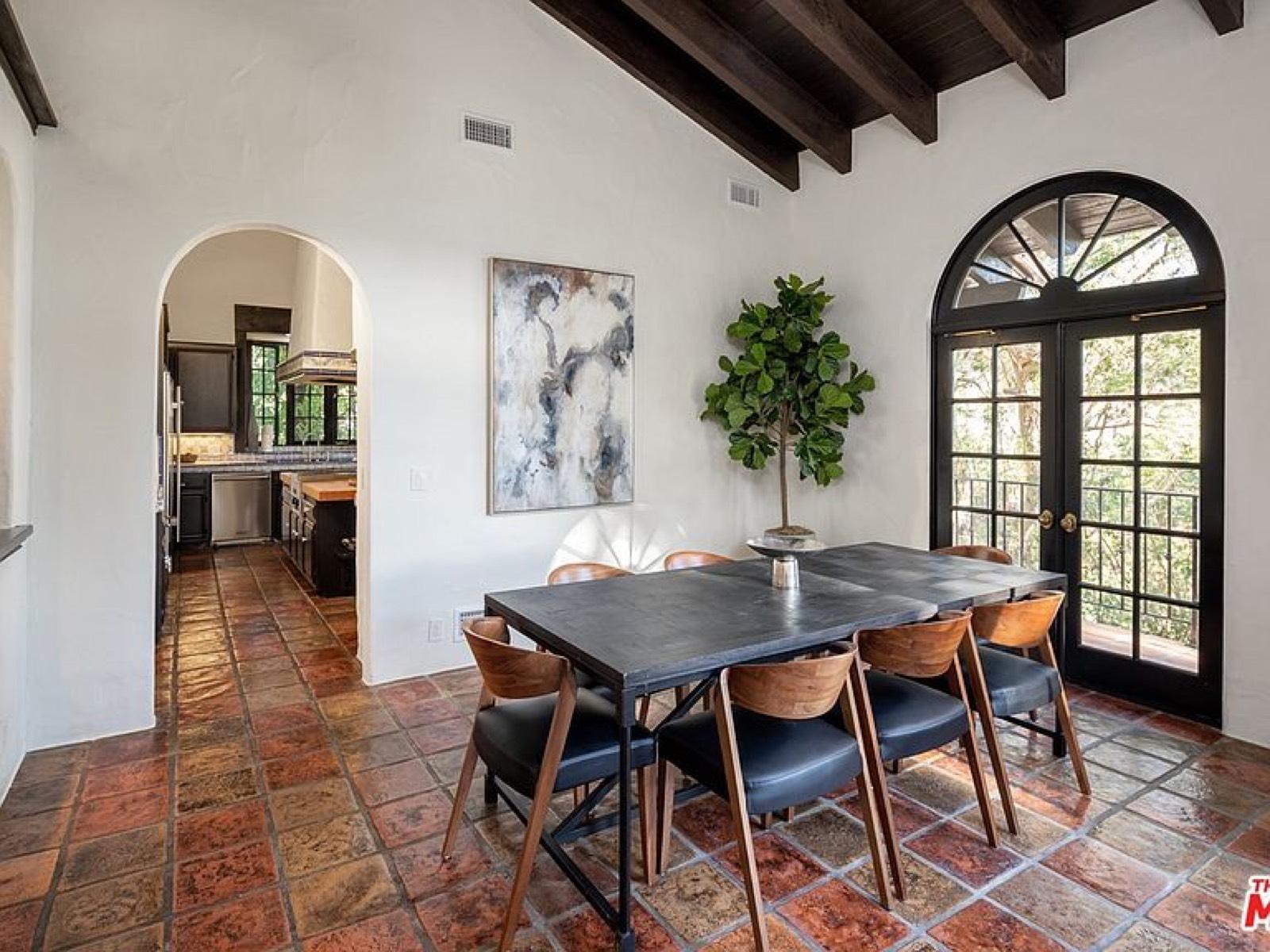 C's Spanish Abode — photo 11