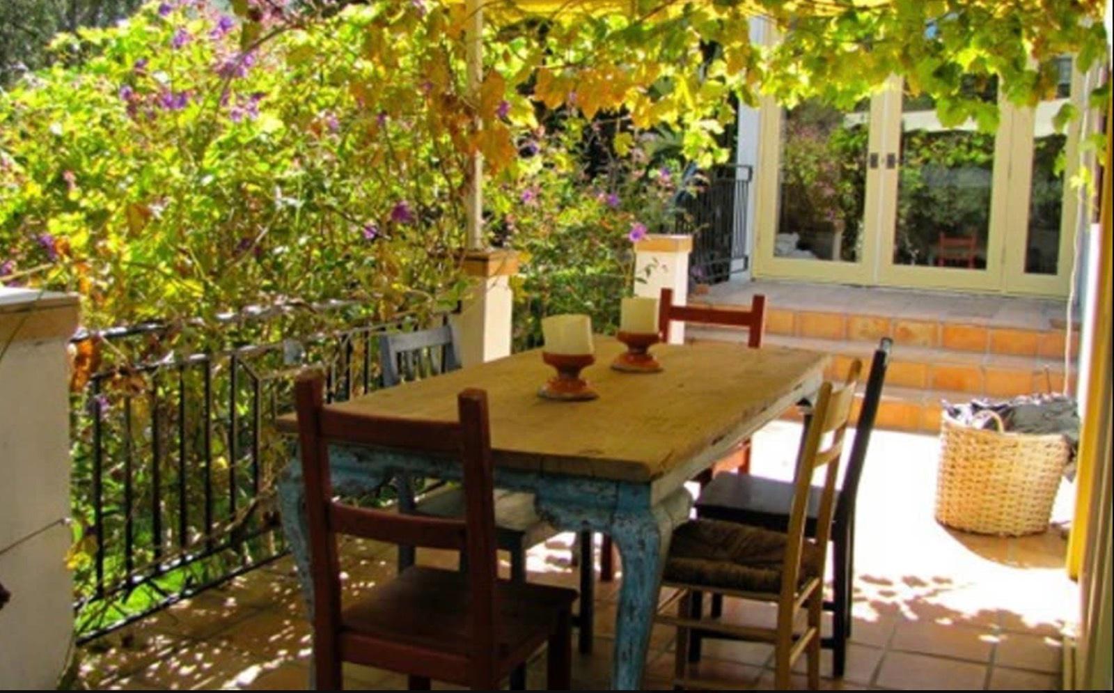 C's Topanga View Home — photo 10