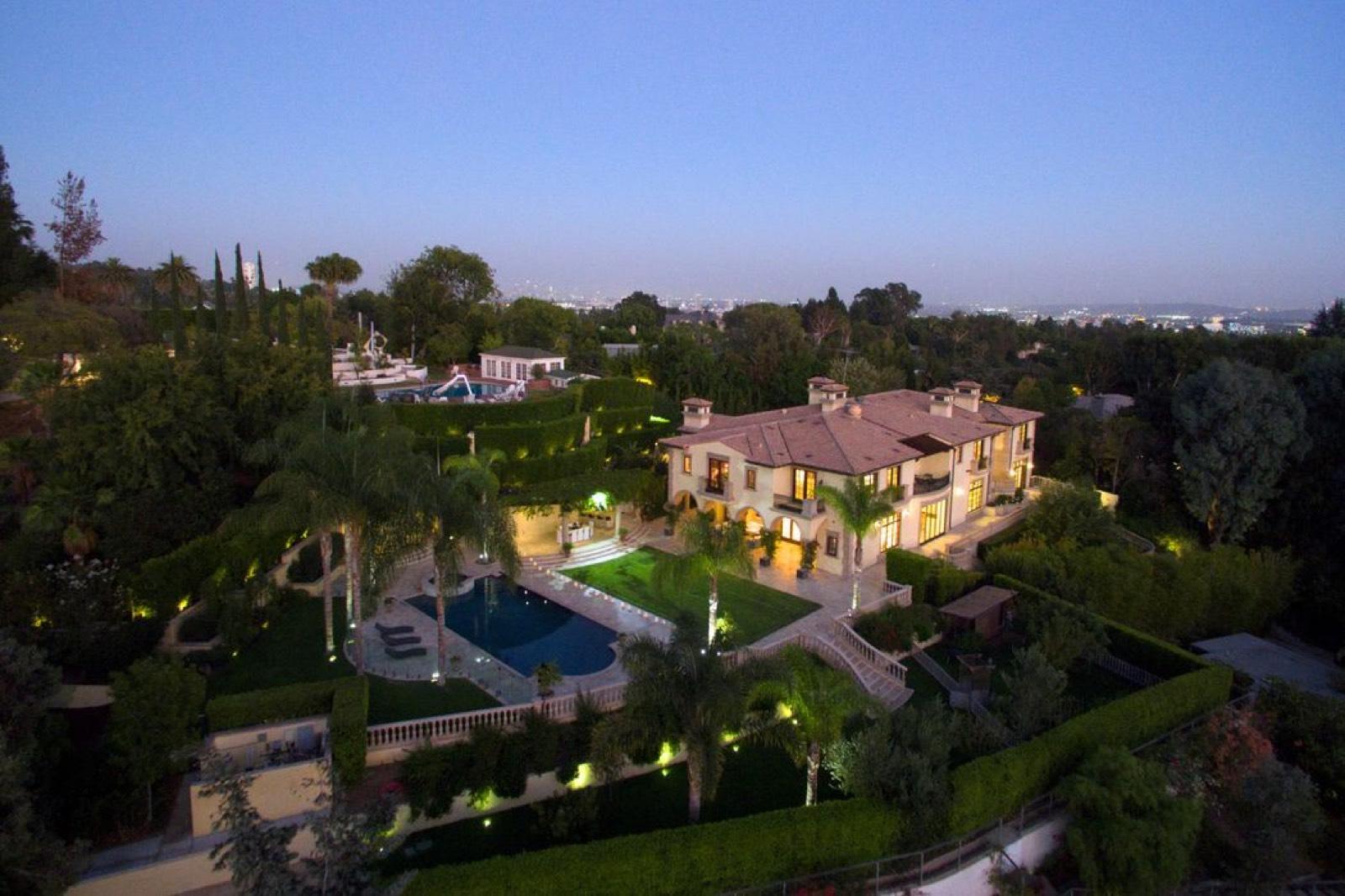 CS's Summit Mansion — photo 4