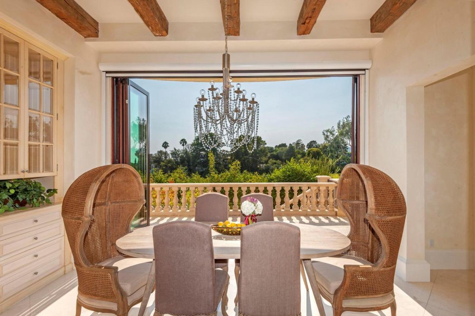 CS's Summit Mansion — photo 8