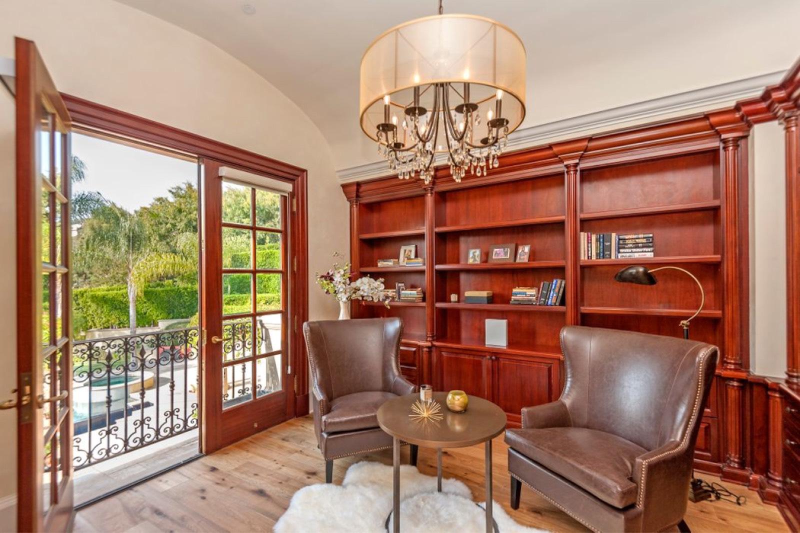 CS's Summit Mansion — photo 10
