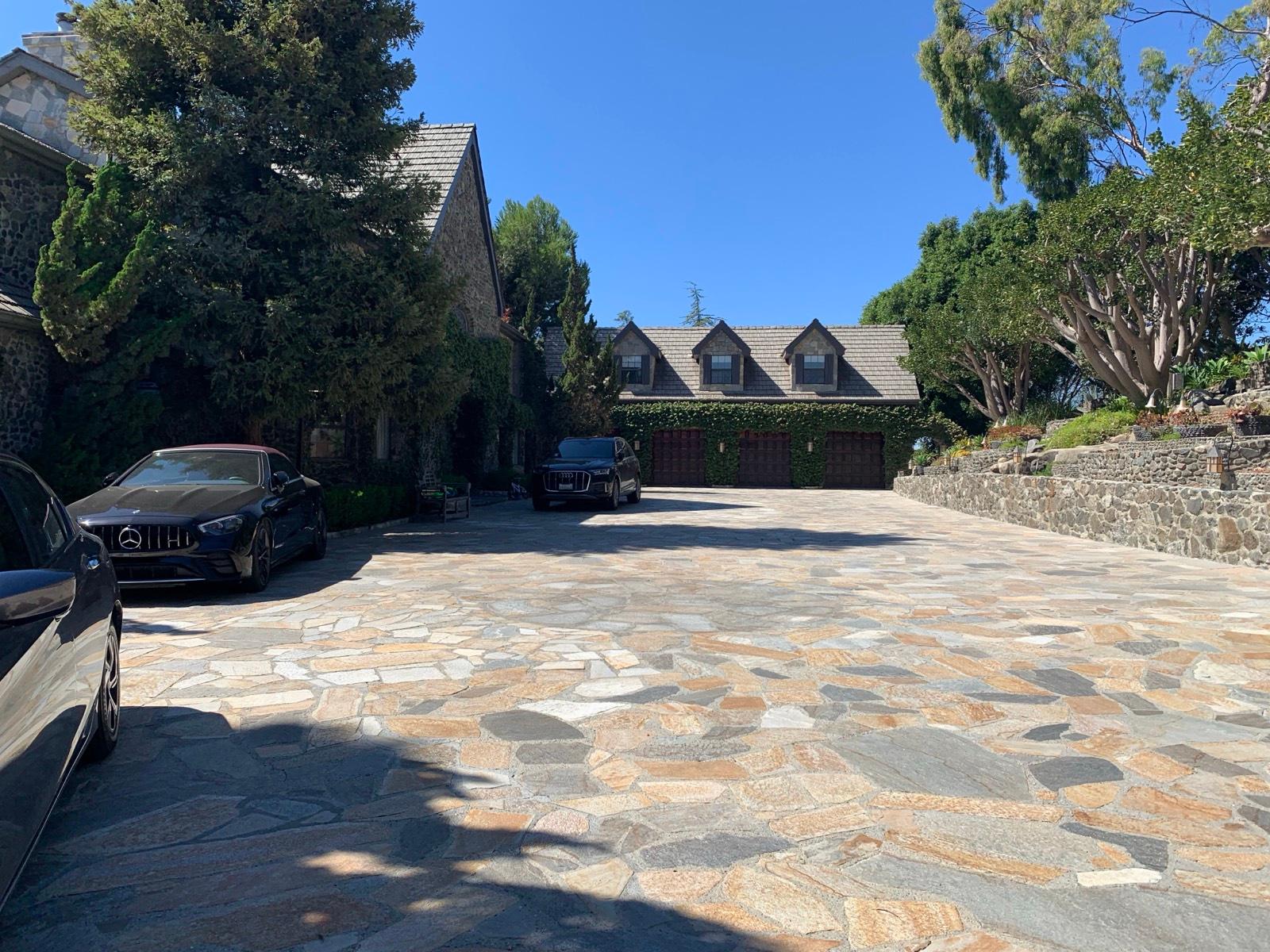 CT's Beach Rocky Estate — photo 1
