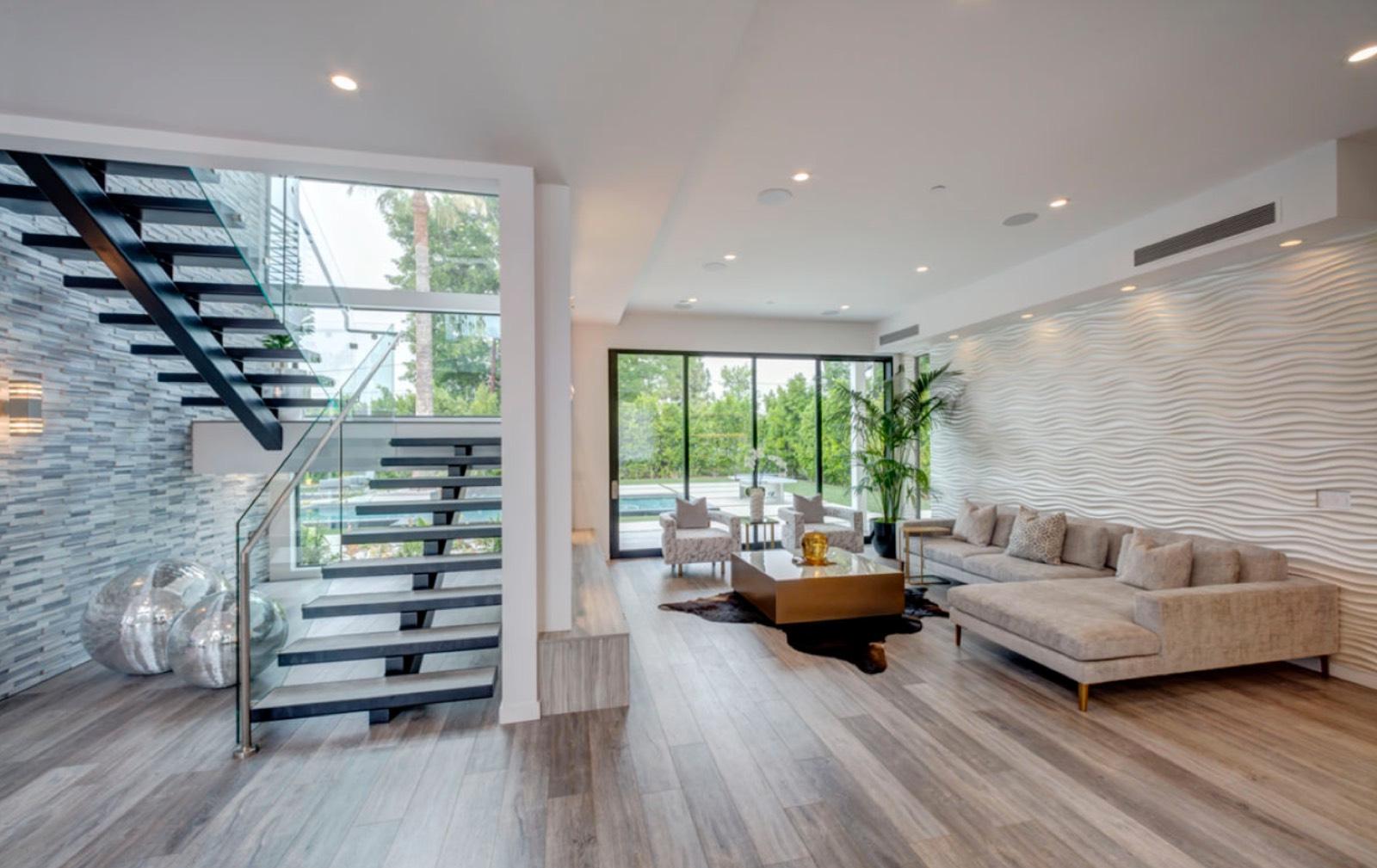 CT Tarzana House — photo 7