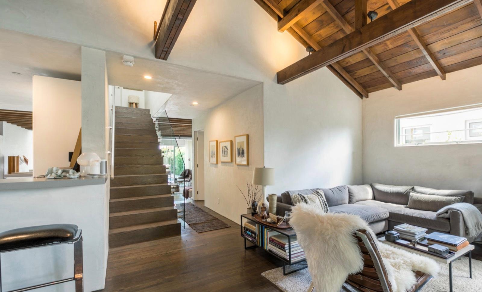 CT's Modern Rustic Beauty — photo 9
