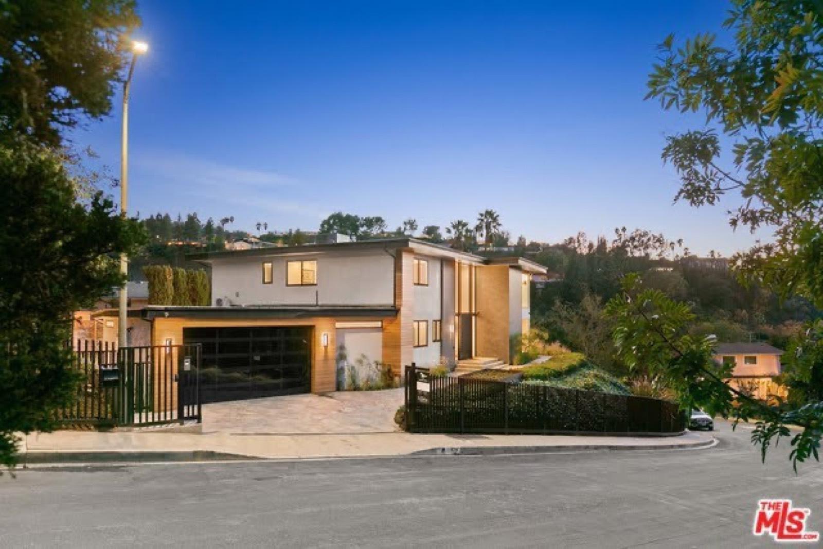 D Contemporary House — photo 2
