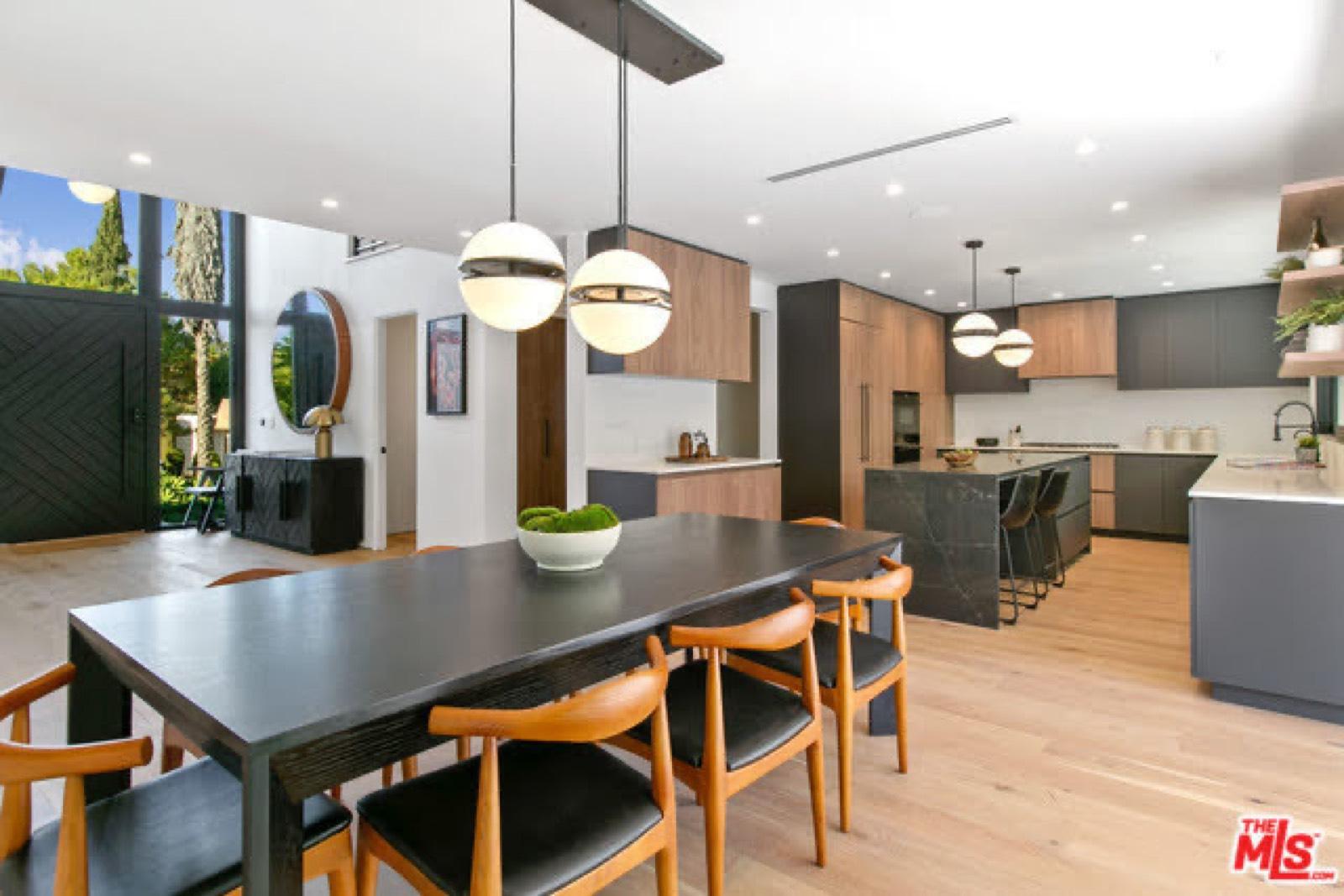 D Contemporary House — photo 8