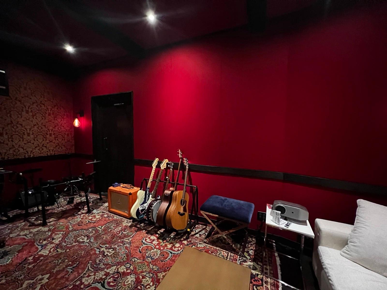 D's Recording Studio Beauty — photo 2
