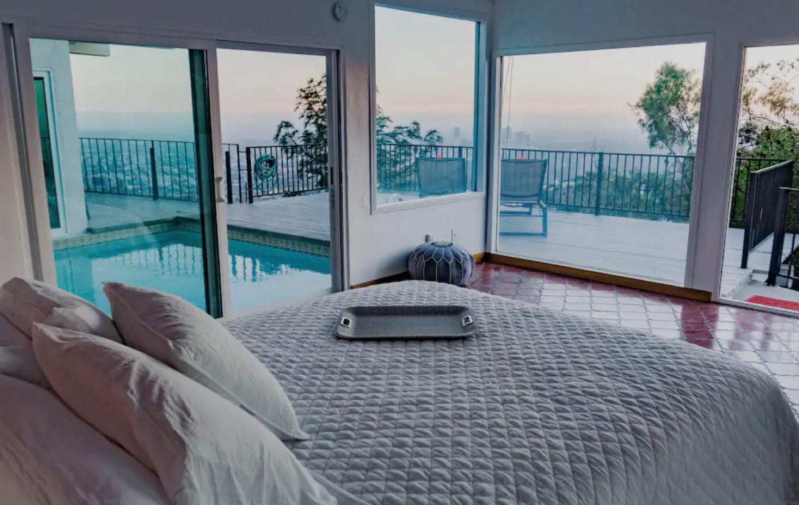 Danielle's Sky Midcentury View — photo 2