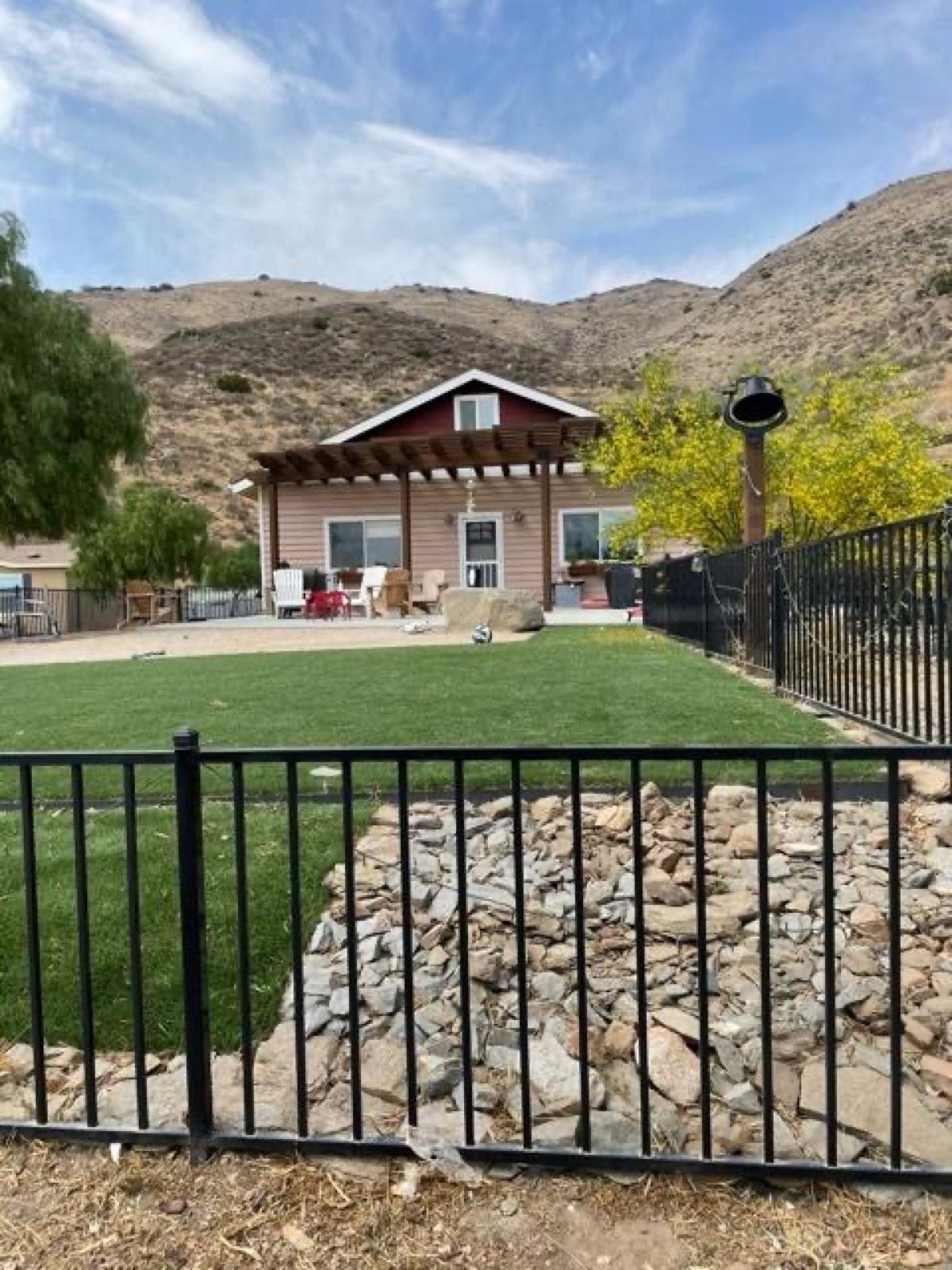 DB's Small Desert Ranch — photo 5