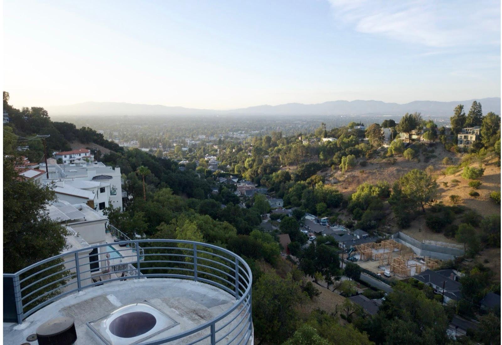 DB's Sun View Mansion — photo 5
