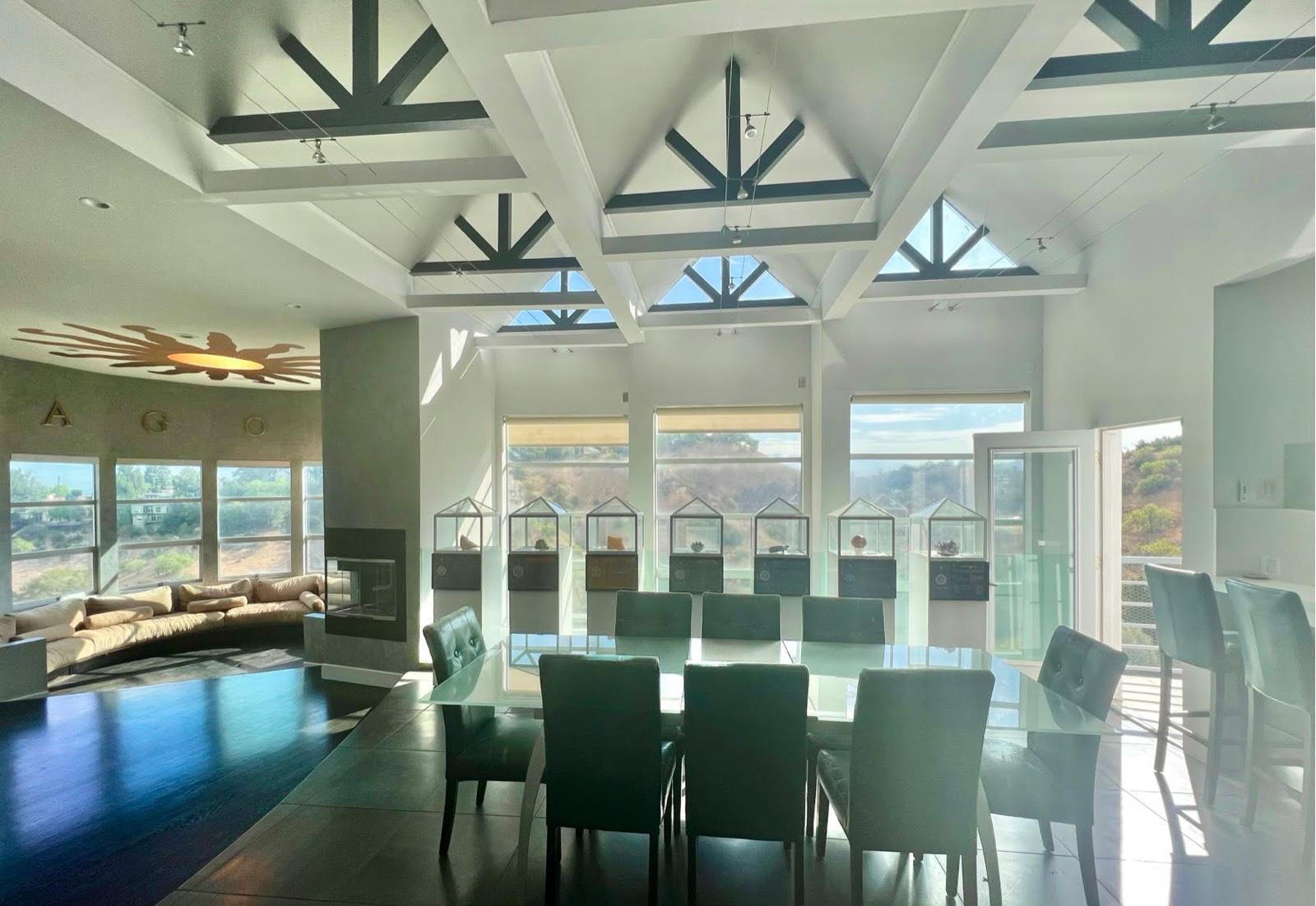 DB's Sun View Mansion — photo 9