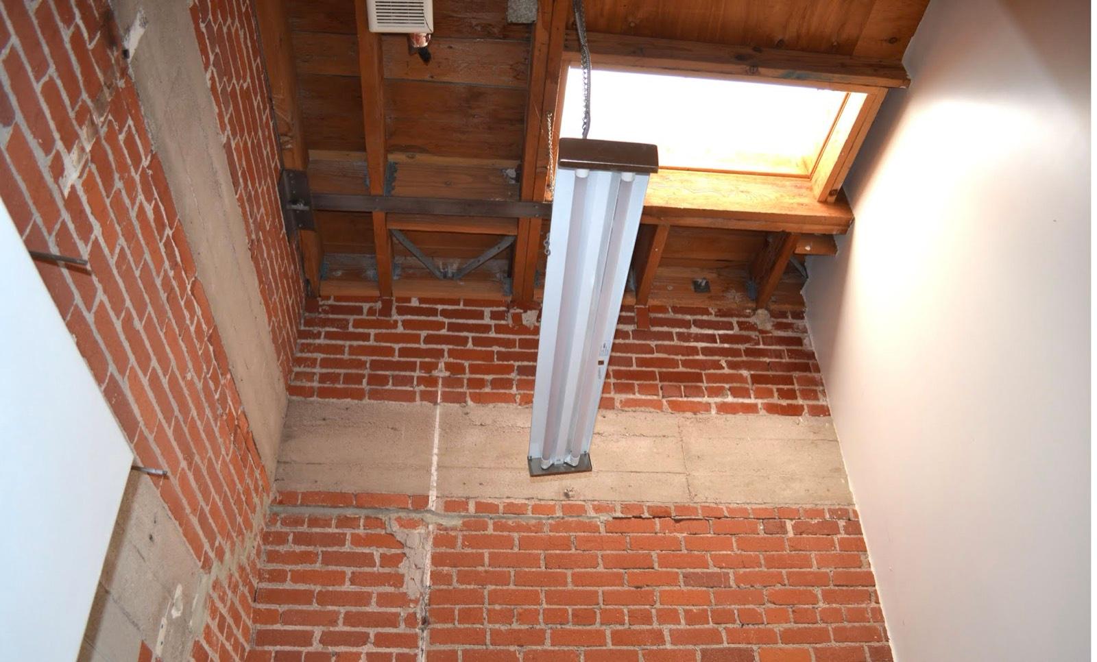 DC's Open Brick Warehouse — photo 7