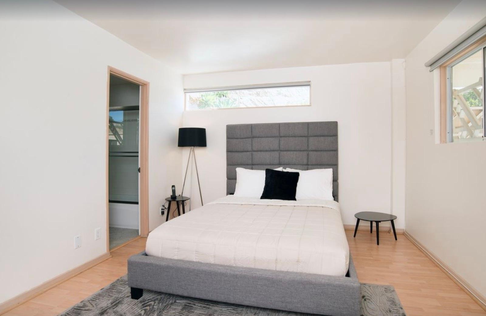 Desiree Weho Mod Hills — photo 10