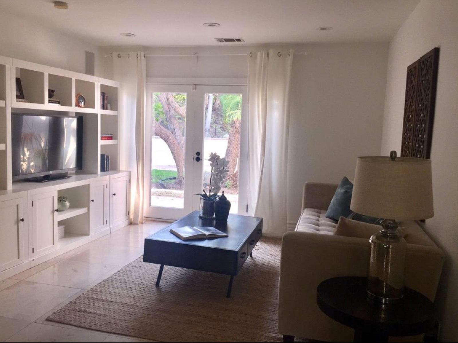 Dolores Encino House — photo 4
