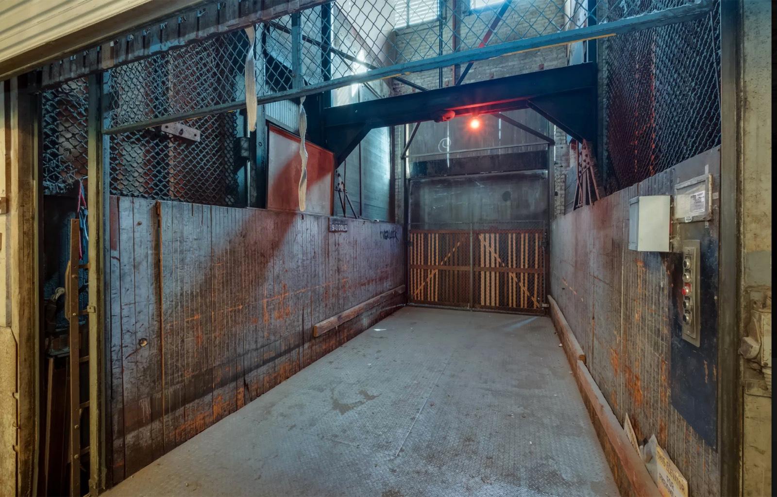 Downtown Basement Studio — photo 12
