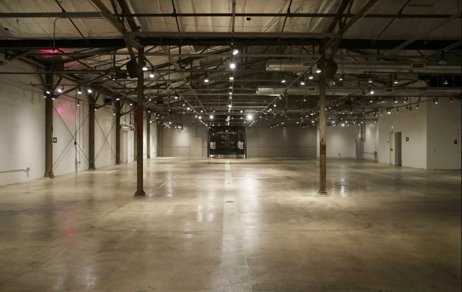 Downtown LA Warehouse — photo 7