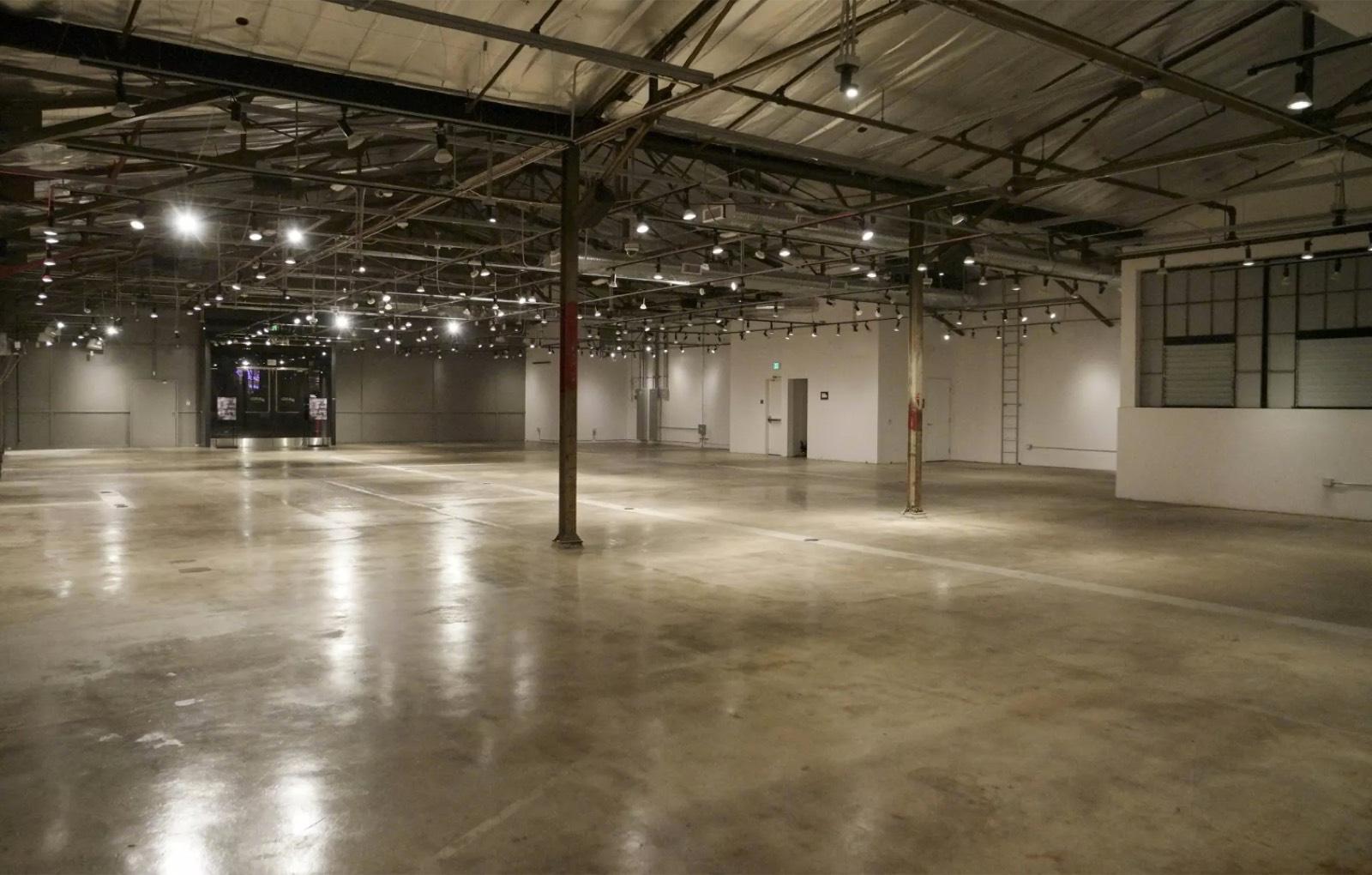 Downtown LA Warehouse — photo 8