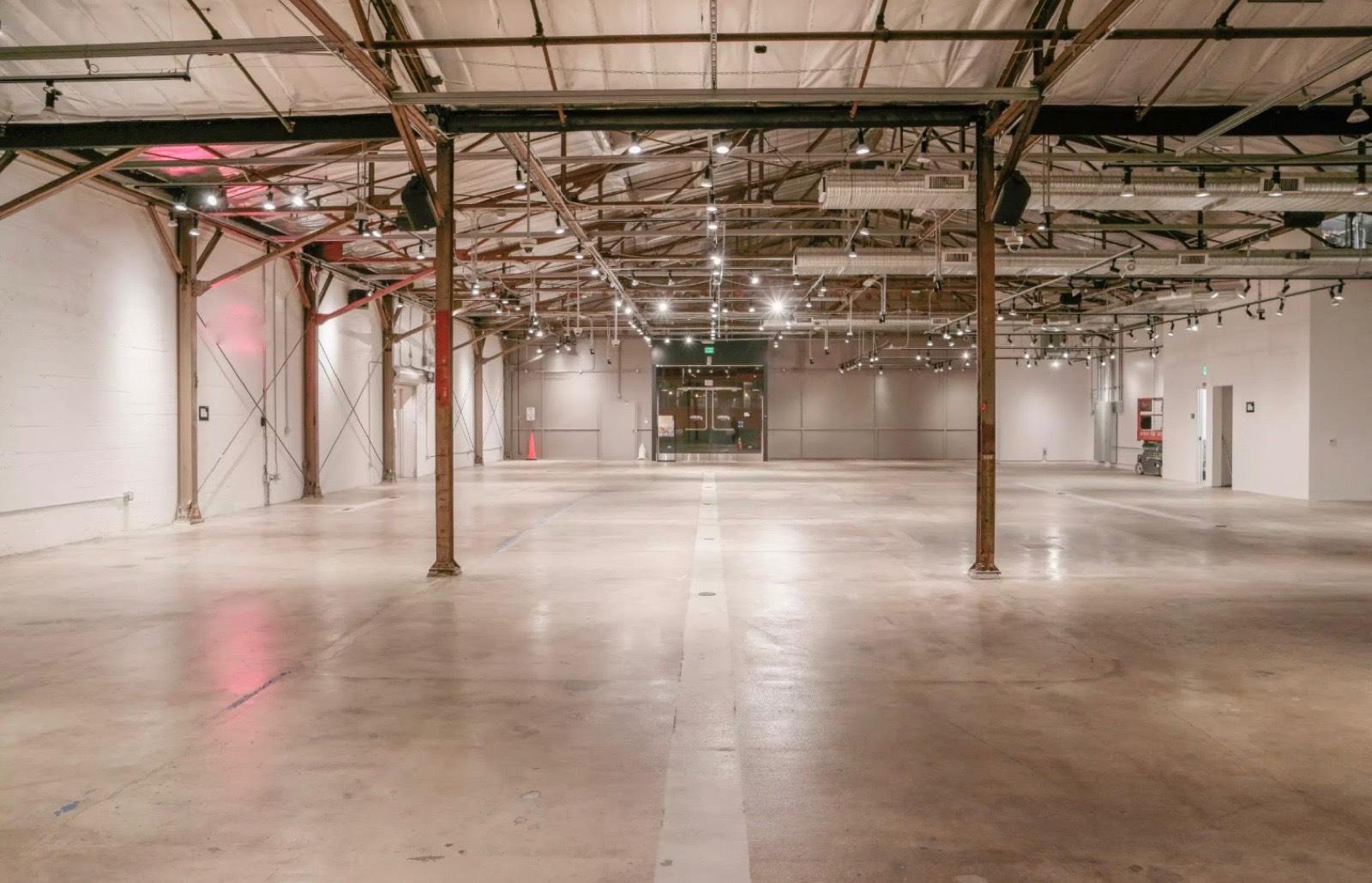 Downtown LA Warehouse — photo 9