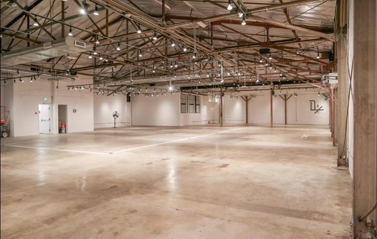 Downtown LA Warehouse — photo 10