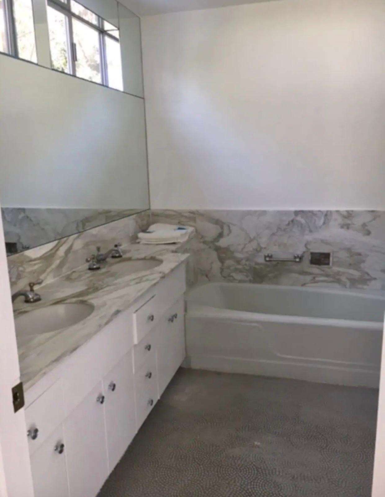 D's 70s Home — photo 12