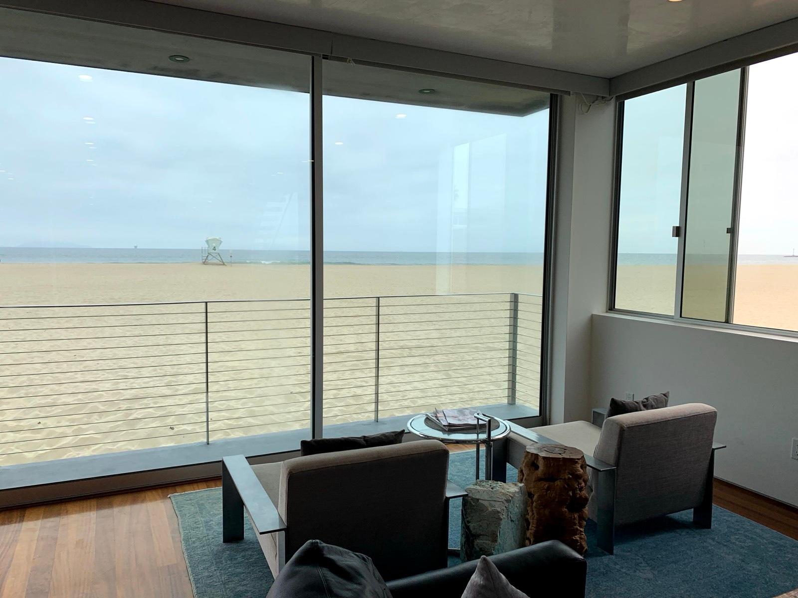 D's Beachfront Modern Stunner — photo 11