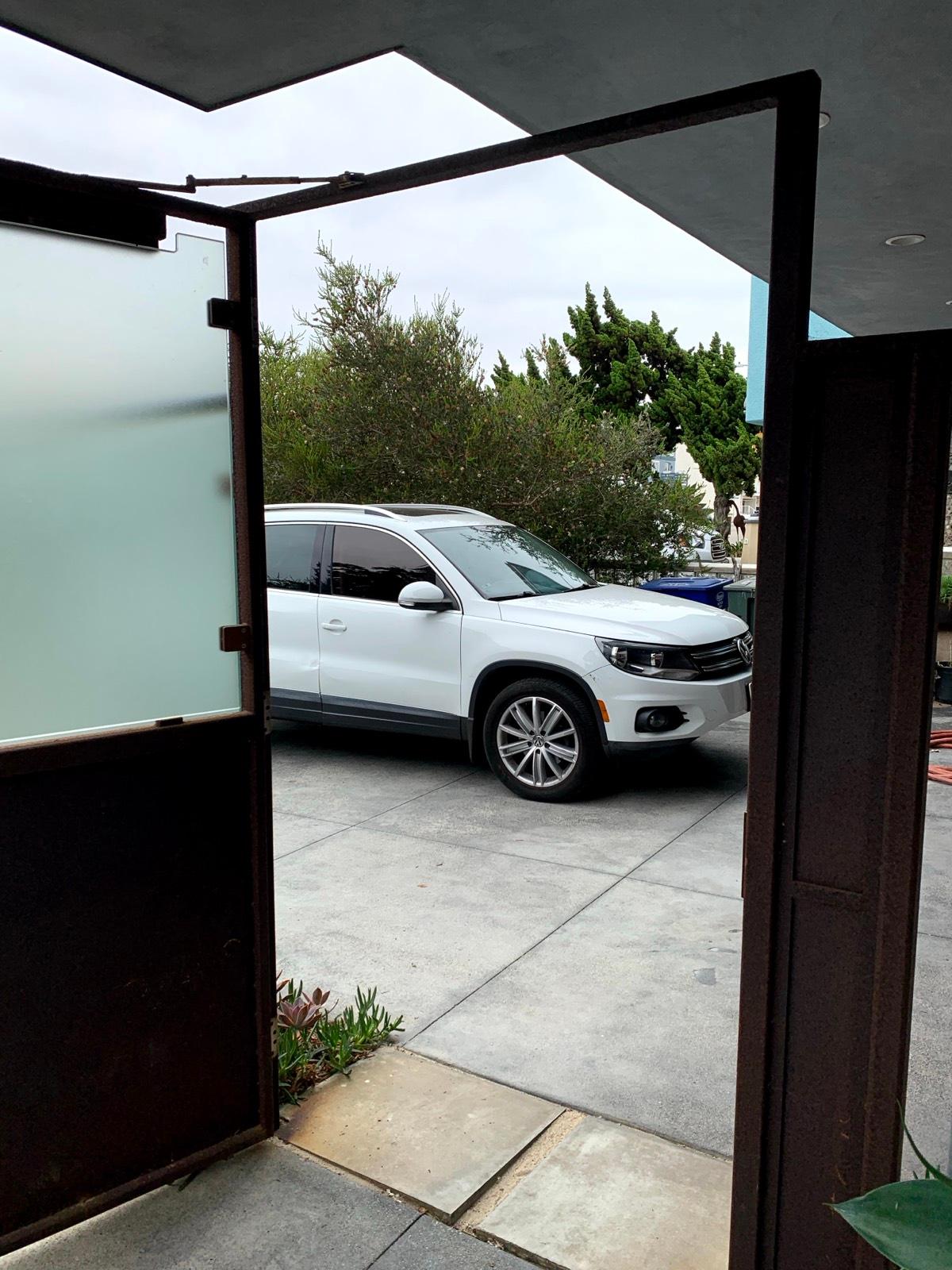 D's Beachfront Modern Stunner — photo 7