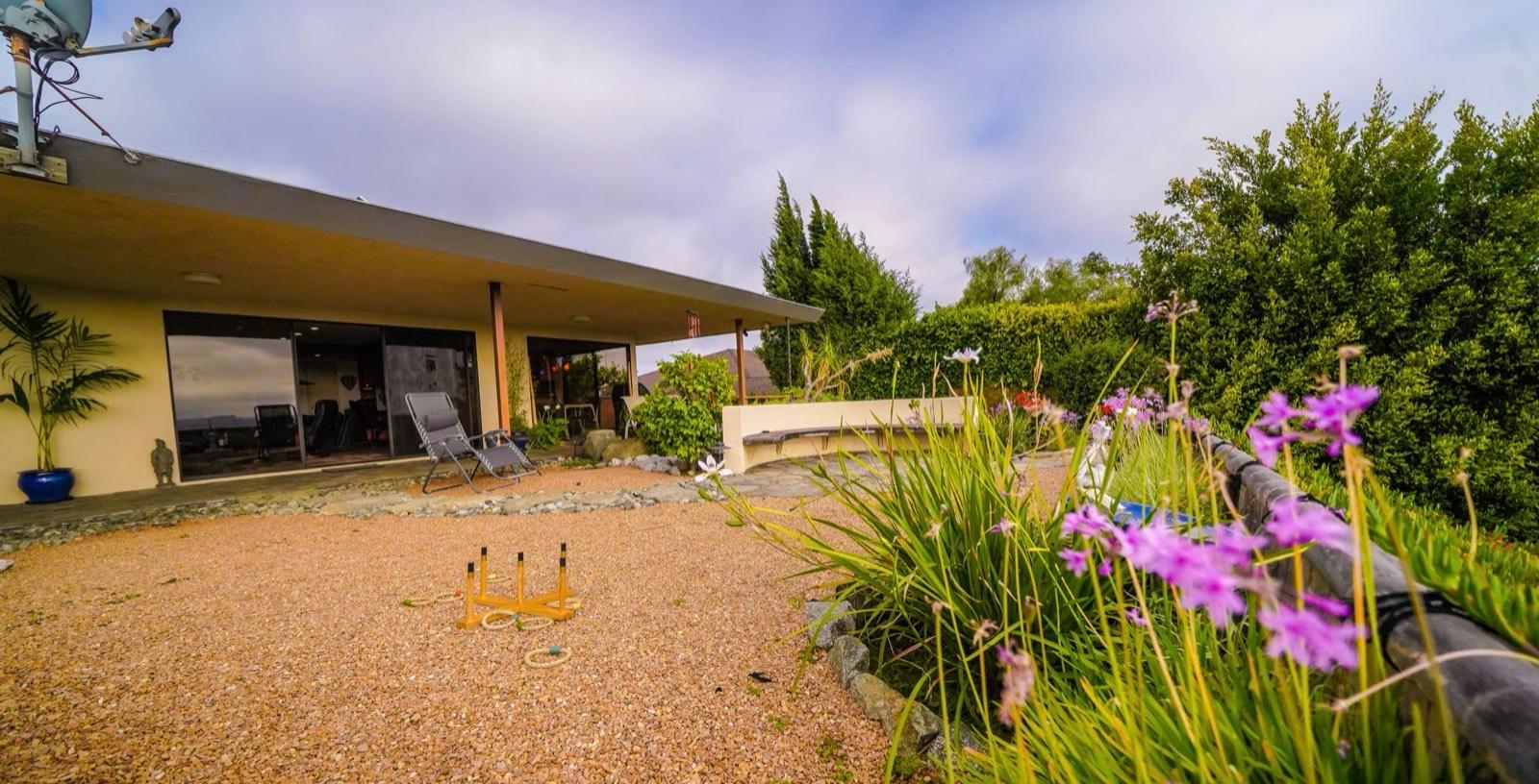 D's Japanese Midcentury View Home — photo 9