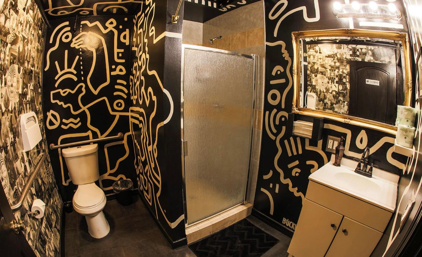 D's Magic Esq Bar- — photo 10