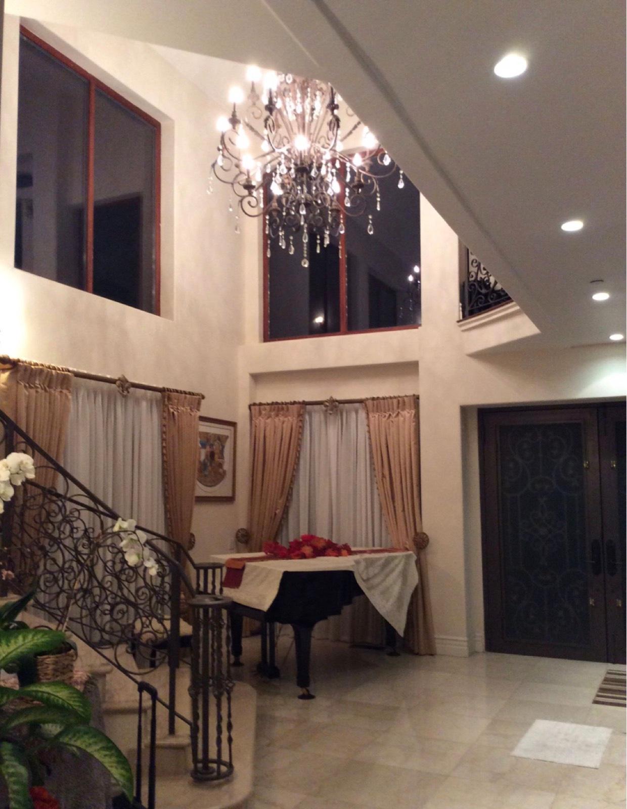 D's Mediterranean Home — photo 12