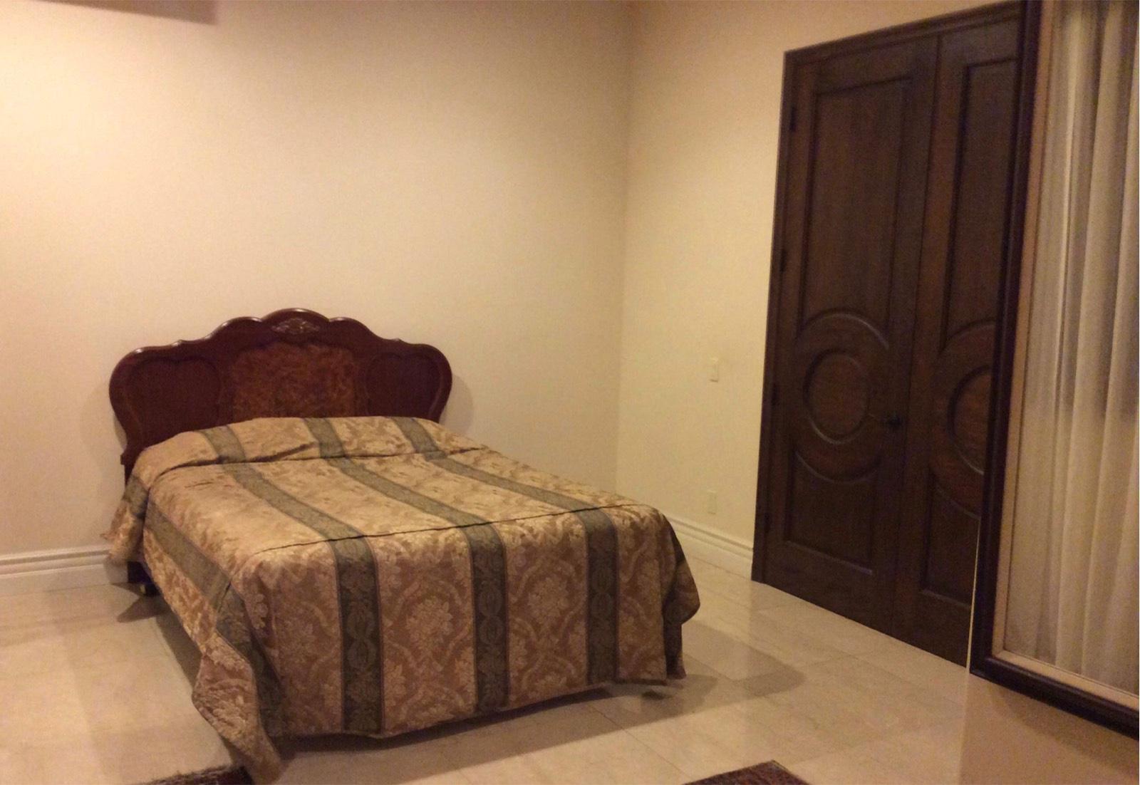 D's Mediterranean Home — photo 10