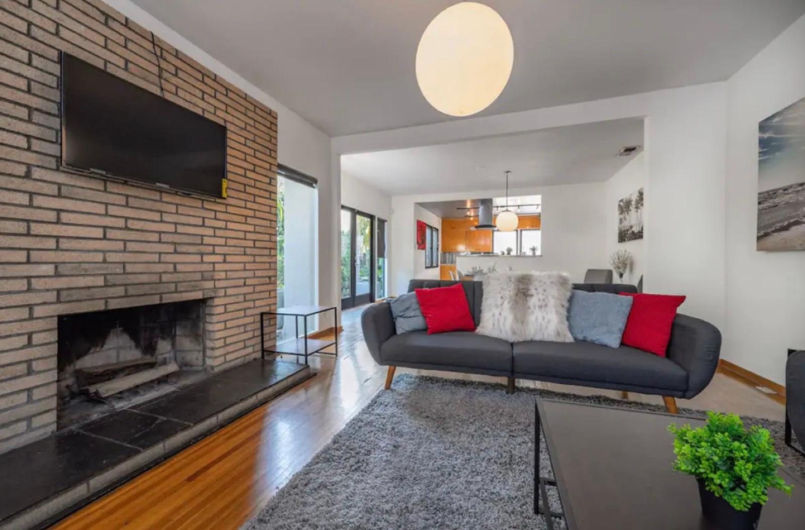 D's Mid-century Villa — photo 7