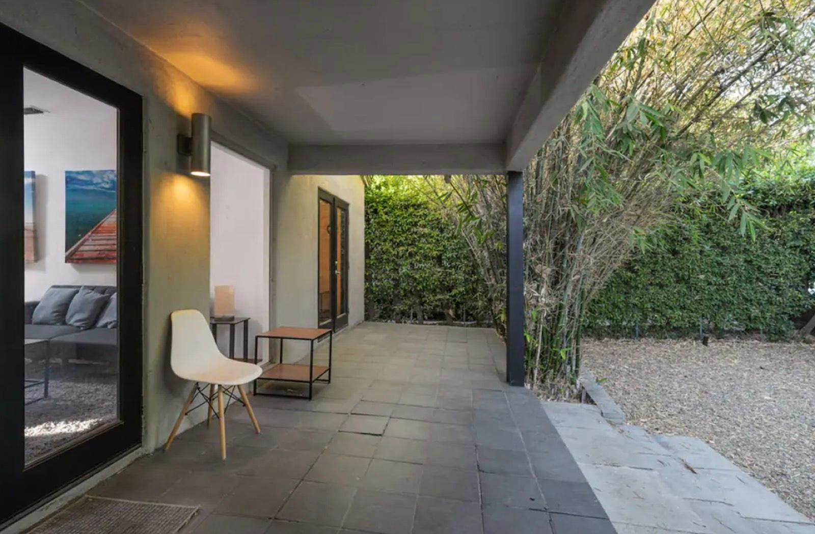 D's Mid-century Villa — photo 1